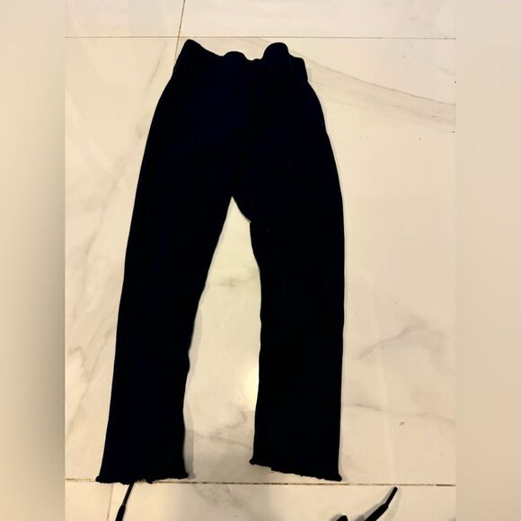 3T & 4T kid bundle shorts and leggings #15 - Picture 12 of 16